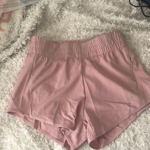 Yogerassy 3 inch running short small dusty rose